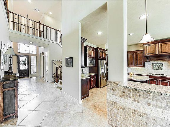 5th image of 5511 Cedar Elm Ln