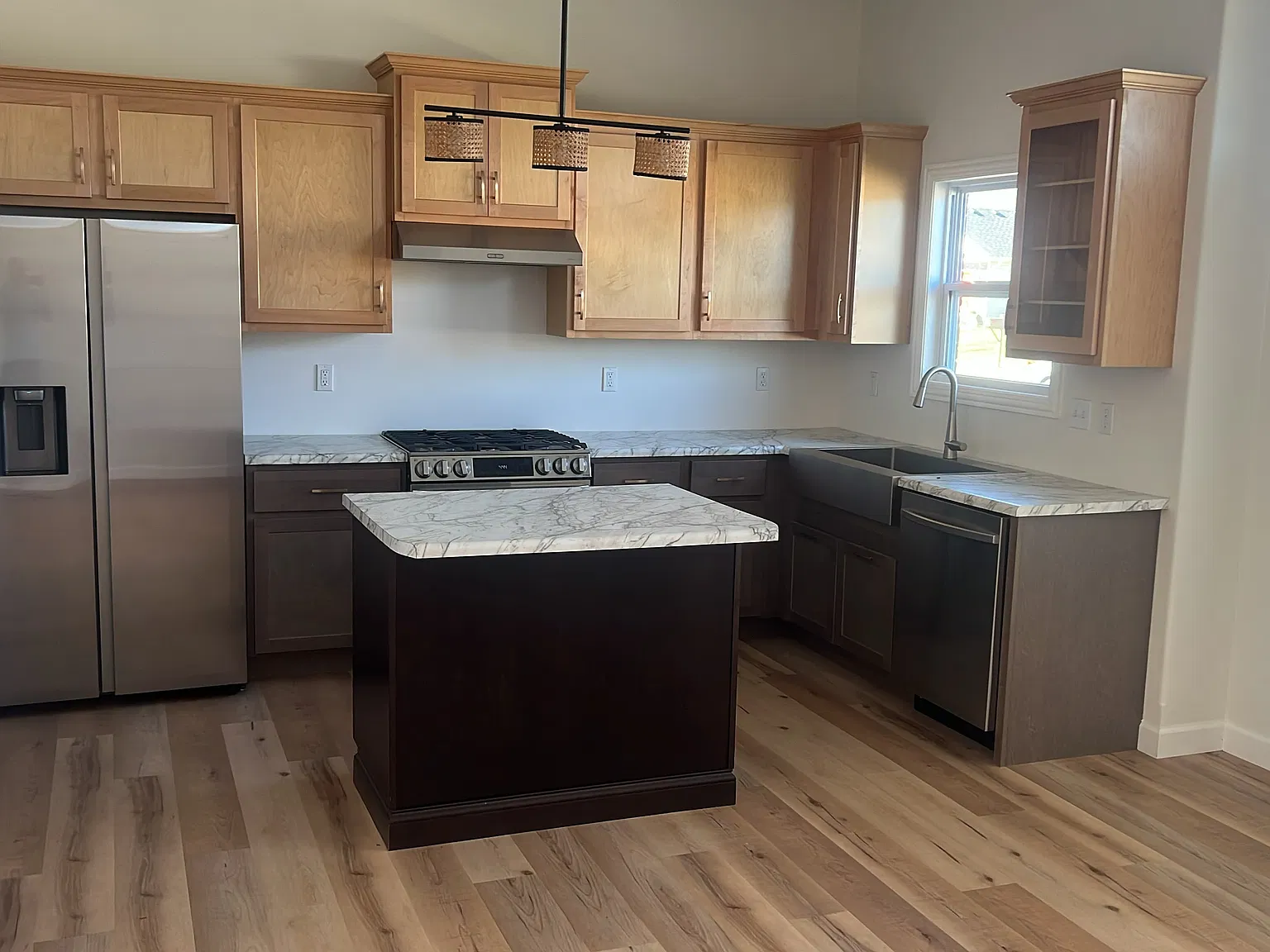 3 bed, 1440 sqft, $1,880 — Photo 3