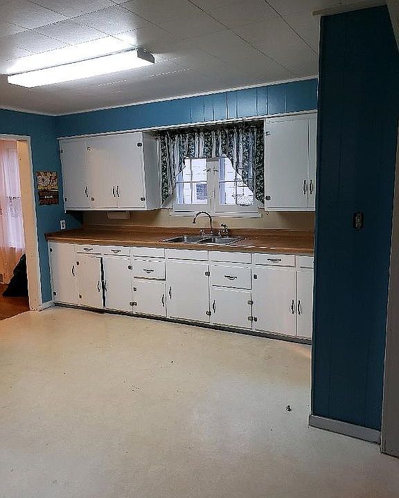 1st image of 106 Shamrock St