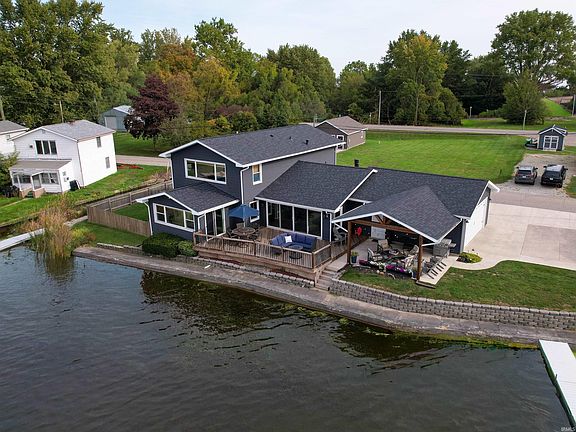 2nd image of 3107 Barrett Rd