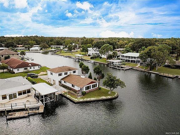 2nd image of 2250 N Kings Cove Point