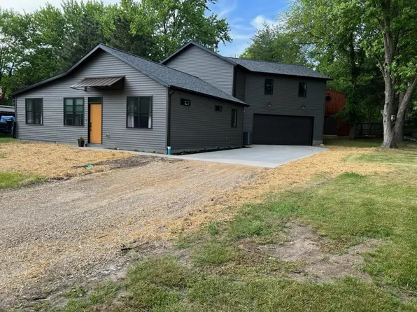 W10936 Lake Point Drive, Lodi, WI 53555