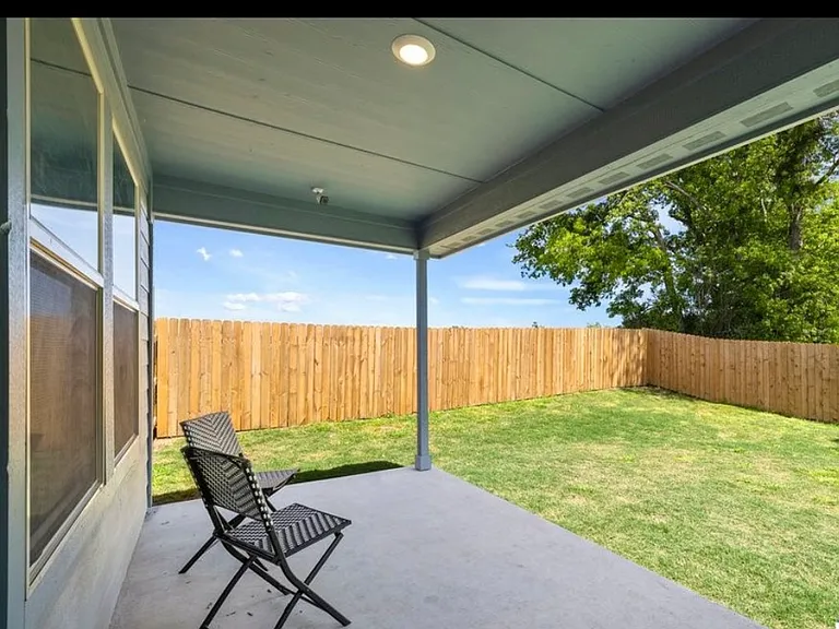 1711 Merritt St — Photo 21