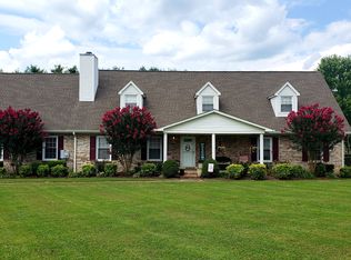 381 Meadow Ln, Murfreesboro, TN 37128