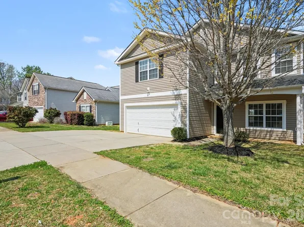 581 Winborne Ave, Concord, NC 28025