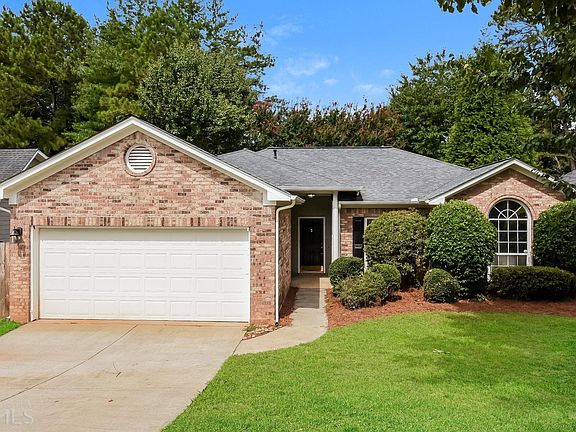 2nd image of 11060 Taylors Spring Pl