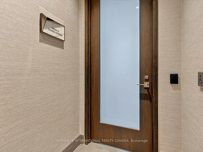10 York St #2105 — Photo 26