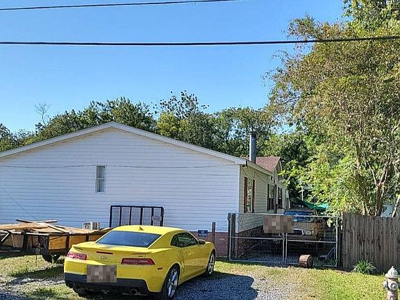 2nd image of 136 Shady Grove Dr
