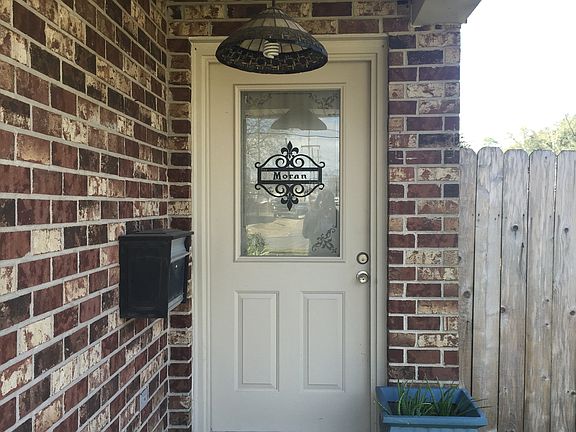 2nd image of 692 Oak Ave