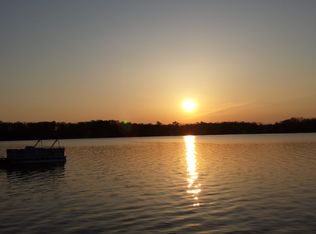 7533 Reger Ave, Manitou Beach, MI 49253