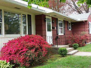 2 Hillcrest Rd, Enfield, CT 06082