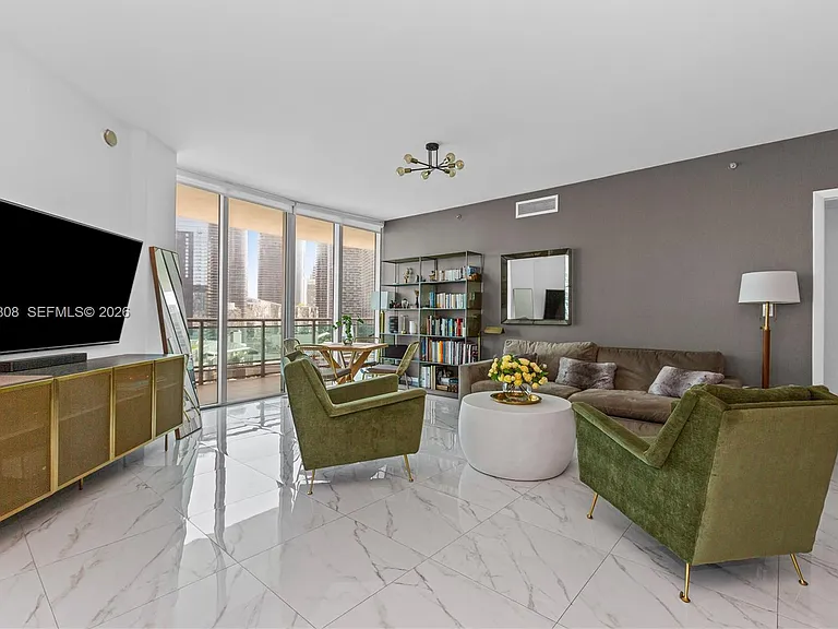 350 S Miami Ave #2102 — Photo 5