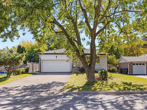 2nd image of 72 Cavendish Cres