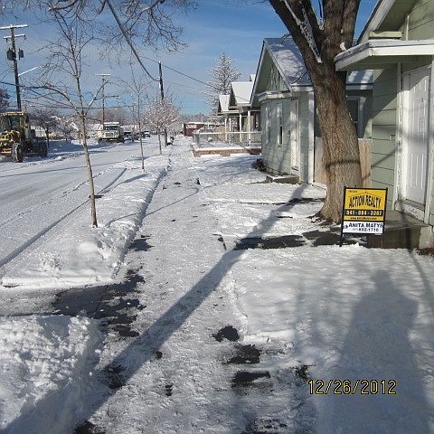 2nd image of 319 E Main St