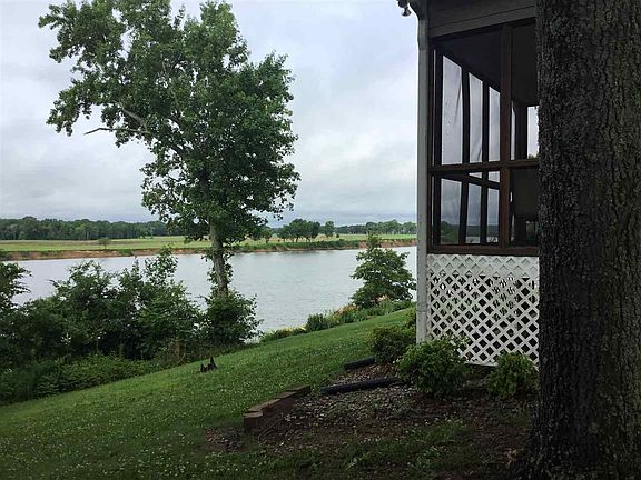 3rd image of 55 Dickey Ln