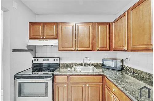 626 SW 14th Ave #108 Photo 1
