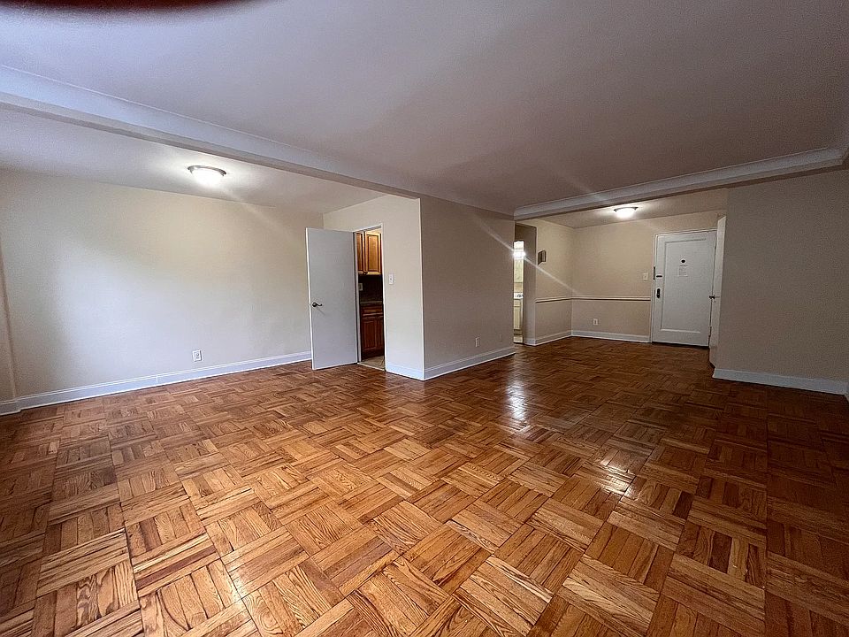 2nd image of 16420 Highland Ave APT 3E