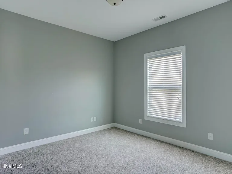 200 Marissa Ct — Photo 22