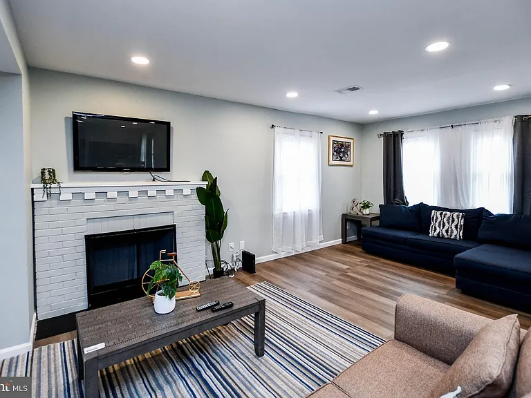 3802 Cedar Dr — Photo 55