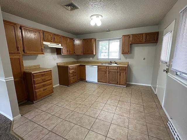 Kitchen - 7003 SW Towerview Ln