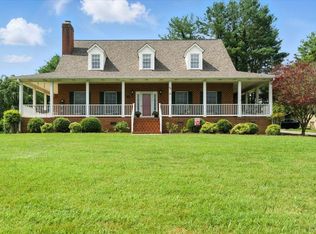 109 Woodcreek Rd, Bedford, VA 24523