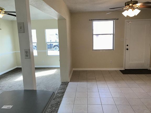 4th image of 909 Crystal Springs Ave