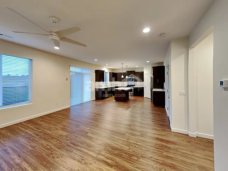 1318 NE 11th Ave — Photo 4