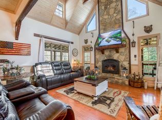50 Trails End Ct, Ellijay, GA 30536