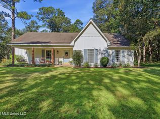 403 Warwick Rd, Clinton, MS 39056