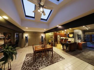 3685 Sunny Crest Dr, Brookfield, WI 53005