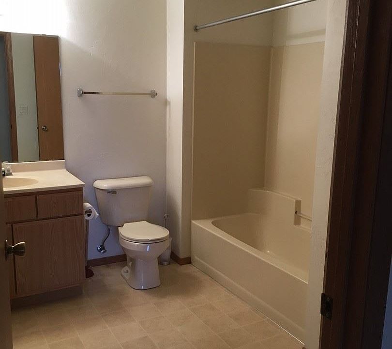 2nd image of 1659 River Bend Ter APT 5