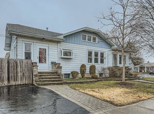 9746 Cook Ave, Oak Lawn, IL 60453