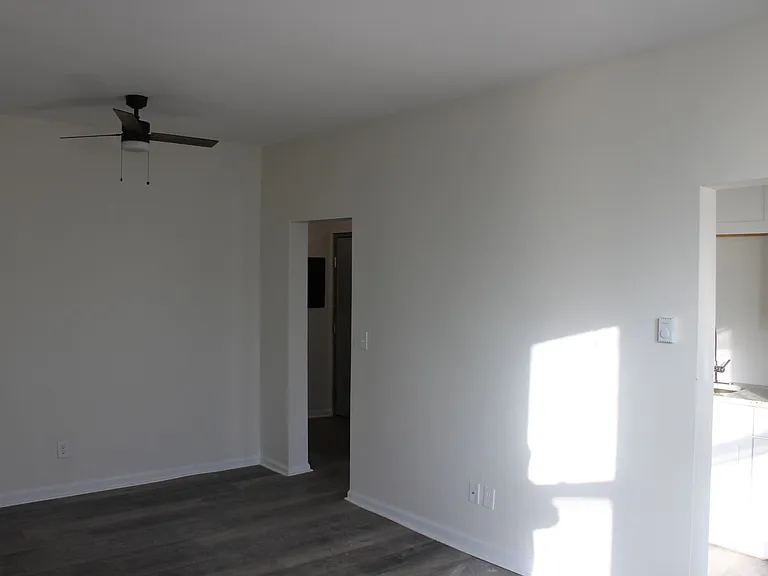 251 Green St — Photo 5