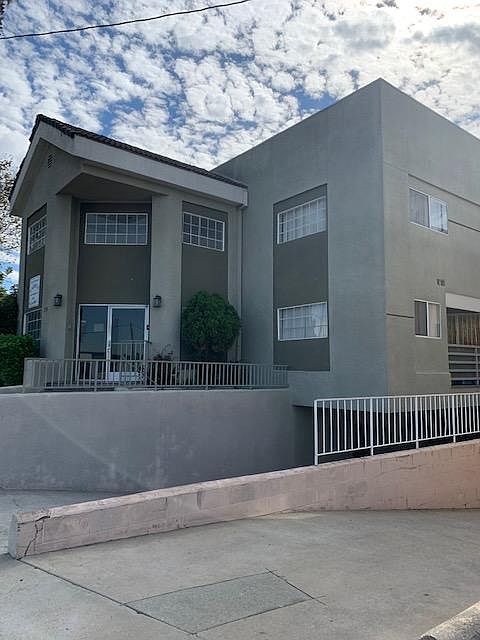 1st image of 134 W Kelso St APT 2