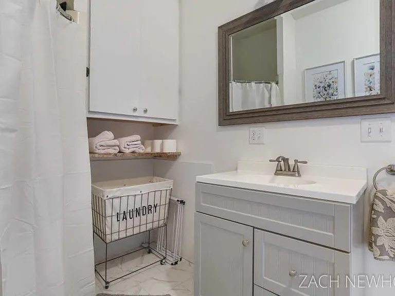 4 Union Ave NE — Photo 8
