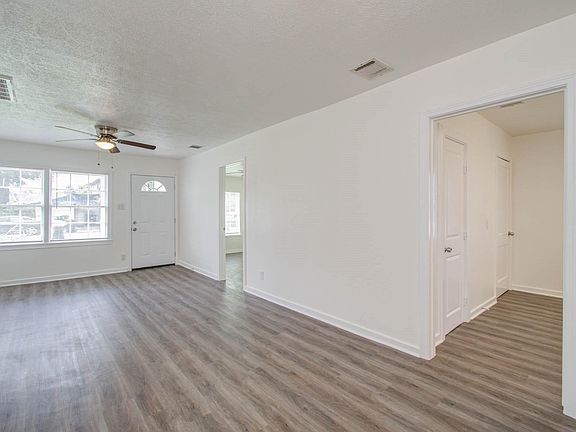 4th image of 5213 Malmedy Rd