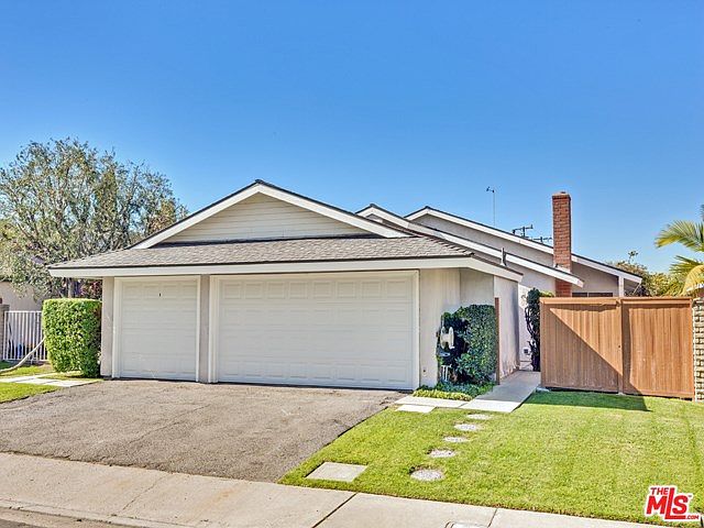 1st image of 2037 Laurie Ln