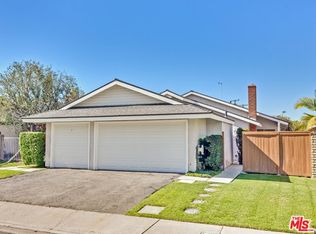 2037 Laurie Ln, Costa Mesa, CA 92627