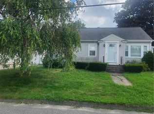 60 Lowell St, Cranston, RI 02910