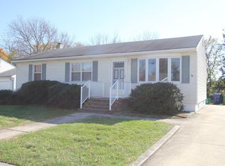 226 Laurel Pl, Neptune, NJ 07753