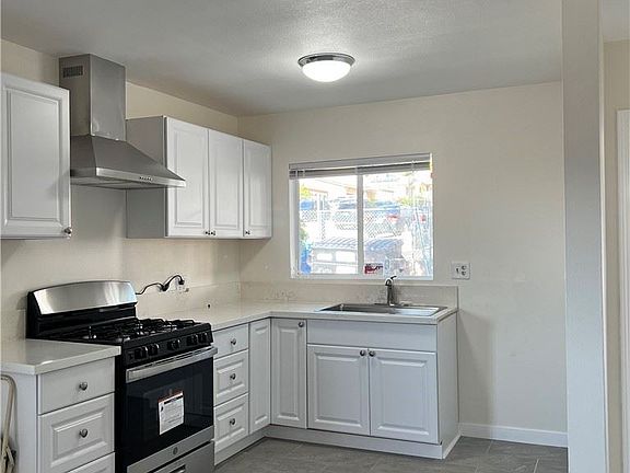 2nd image of 10121 Tujunga Canyon Blvd #A