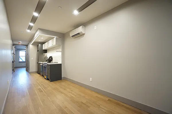 Rented by Rennit Inc. | media 6