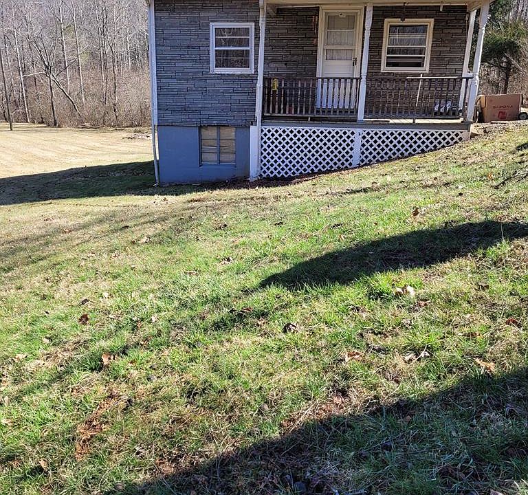 1st image of 4458 Fairystone Park Hwy