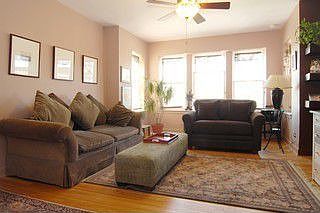 1st image of 4743 N Hamlin Ave APT 3