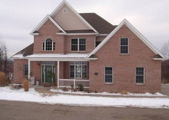1st image of 57 Garden Ln