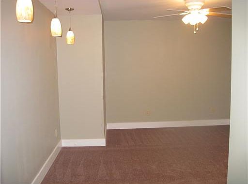 5th image of 808 Boyce St