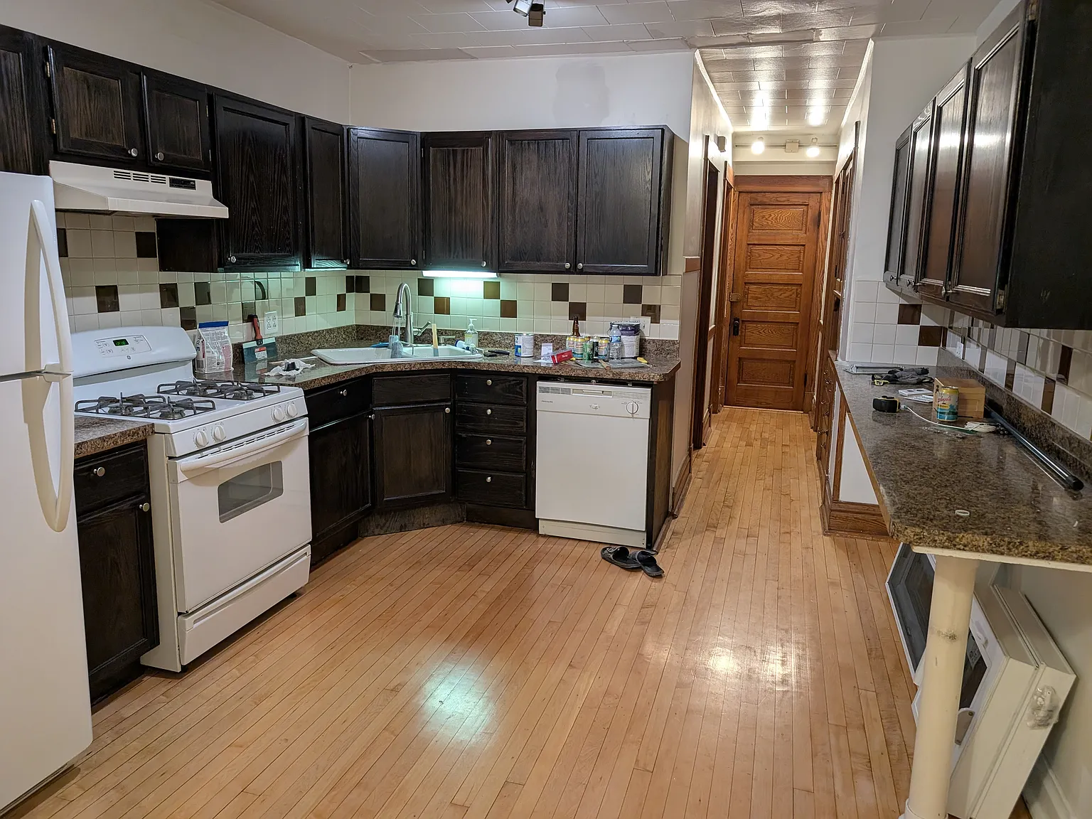 2 bed, 1243 sqft, $3,000 — Photo 3