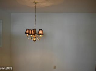 12108 Green Leaf Ct APT 113, Fairfax, VA 22033