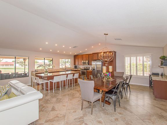 3rd image of 1491 Leisure World