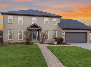 3920 Mallard Ln, Naperville, IL 60564